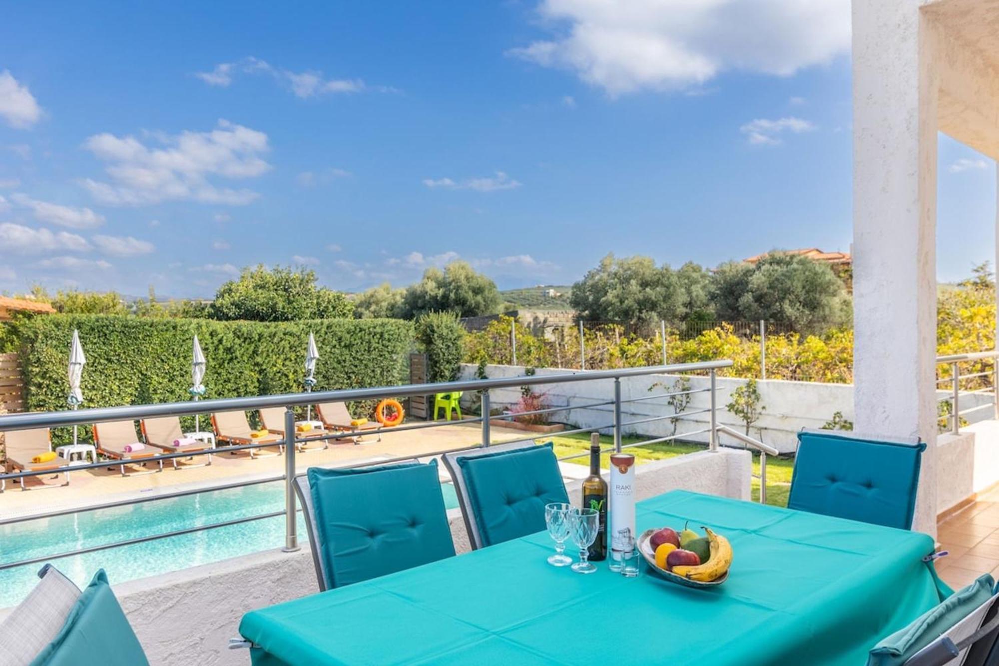 Amazing Villa Chrysanthi With Private Pool In Heraklion Epano Vathia Ngoại thất bức ảnh